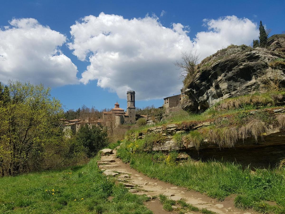 Santuari De La Salut De Sant Feliu De Pallerols Luaran gambar